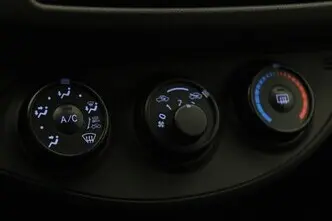 Toyota Yaris, 1.5, 82 kW, bensiin, manuaal, esivedu