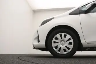 Toyota Yaris, 1.5, 82 kW, bensiin, manuaal, esivedu