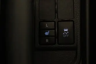 Toyota Yaris, 1.5, 82 kW, bensiin, manuaal, esivedu