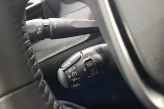 Peugeot 2008, электричество, автомат, передний привод