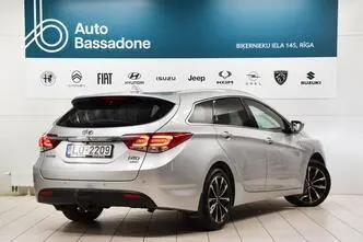 Hyundai i40, 1.7, 104 kW, diesel, automatic, front-wheel drive