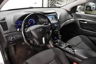 Hyundai i40, 1.7, 104 kW, diesel, automatic, front-wheel drive