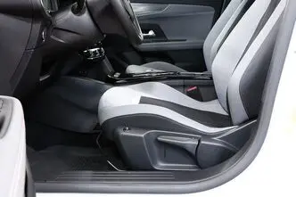 Opel Mokka-e, 57 kW, electric, automatic, front-wheel drive