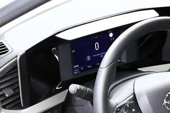 Opel Mokka-e, 57 kW, electric, automatic, front-wheel drive