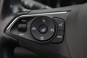 Opel Insignia, 2.0, 147 kW, petrol, automatic, front-wheel drive