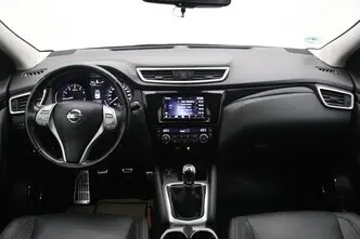 Nissan Qashqai, 1.2, 85 kW, бензин, механическая, передний привод