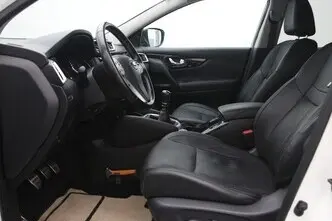 Nissan Qashqai, 1.2, 85 kW, бензин, механическая, передний привод