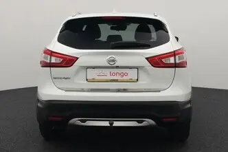 Nissan Qashqai, 1.2, 85 kW, бензин, механическая, передний привод