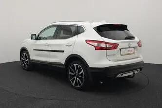 Nissan Qashqai, 1.2, 85 kW, бензин, механическая, передний привод