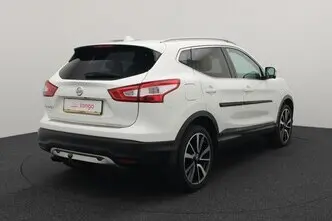 Nissan Qashqai, 1.2, 85 kW, бензин, механическая, передний привод
