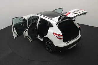 Nissan Qashqai, 1.2, 85 kW, бензин, механическая, передний привод