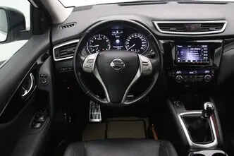 Nissan Qashqai, 1.2, 85 kW, бензин, механическая, передний привод