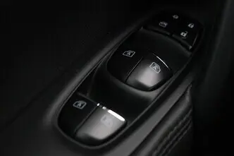 Nissan Qashqai, 1.2, 85 kW, бензин, механическая, передний привод