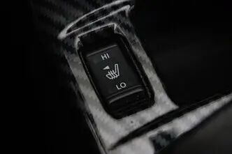 Nissan Qashqai, 1.2, 85 kW, бензин, механическая, передний привод