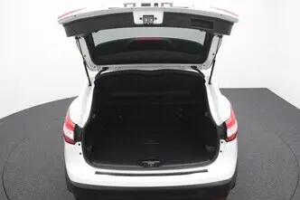 Nissan Qashqai, 1.2, 85 kW, бензин, механическая, передний привод