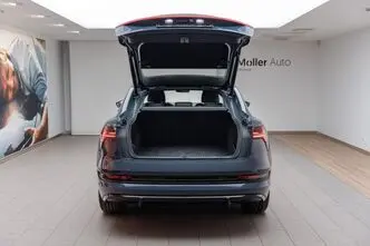 Audi e-tron, 299 kW, elekter, automaat