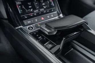 Audi e-tron, 299 kW, elekter, automaat