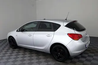 Opel Astra, 1.6, 85 kW, petrol, manual, front-wheel drive