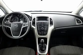 Opel Astra, 1.6, 85 kW, petrol, manual, front-wheel drive