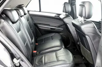 Mercedes-Benz ML 320, 3.0, 165 kW, diesel, automatic, four-wheel drive