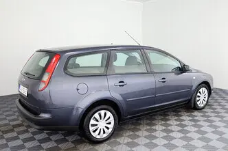 Ford Focus, 1.6, 74 kW, petrol, manual, front-wheel drive