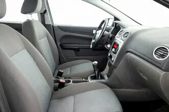 Ford Focus, 1.6, 74 kW, petrol, manual, front-wheel drive