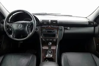 Mercedes-Benz C 220, 2.1, 100 kW, diesel, automatic, rear-wheel drive