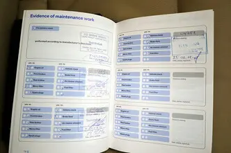 BMW 523, 2.5, 140 kW, petrol, automatic, rear-wheel drive