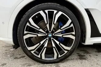 BMW X7, 3.0, 250 kW, hübriid, automaat, nelikvedu