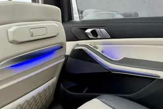 BMW X7, 3.0, 250 kW, hübriid, automaat, nelikvedu