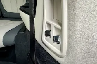 BMW X7, 3.0, 250 kW, hübriid, automaat, nelikvedu