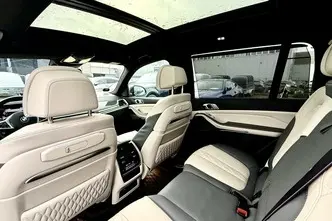 BMW X7, 3.0, 250 kW, hübriid, automaat, nelikvedu