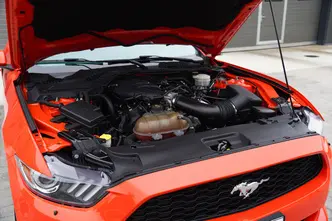Ford Mustang, 3.7, 224 kW, bensiin, automaat, tagavedu