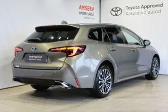 Toyota Corolla, 1.8, 72 kW, гибрид, автомат, передний привод