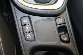 Toyota Yaris Cross, 1.5, 68 kW, hybrid, automatic, front-wheel drive