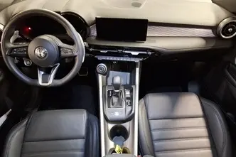 Alfa Romeo Tonale, 1.5, 96 kW, hybrid, automatic, front-wheel drive