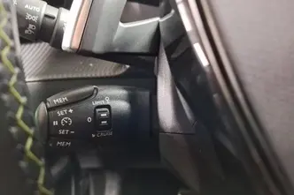 Peugeot 2008, 1.2, 96 kW, bensiin, automaat, esivedu