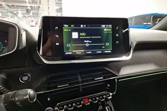 Peugeot 2008, 1.2, 96 kW, bensiin, automaat, esivedu