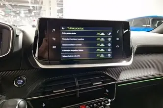 Peugeot 2008, 1.2, 96 kW, bensiin, automaat, esivedu