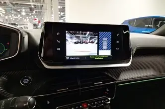 Peugeot 2008, 1.2, 96 kW, bensiin, automaat, esivedu