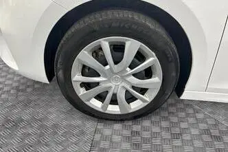 Opel Corsa, электричество, автомат, передний привод