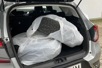 Renault Captur, 1.3, 103 kW, гибрид, автомат, передний привод