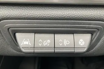 Renault Captur, 1.3, 103 kW, гибрид, автомат, передний привод