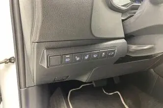 Toyota Corolla, 1.8, 72 kW, hübriid, automaat, esivedu