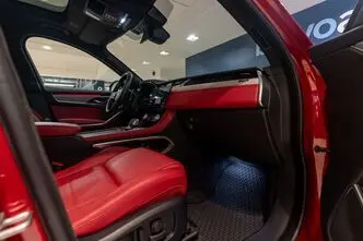 Jaguar F-Pace, 3.0, 221 kW, hübriid, automaat, nelikvedu