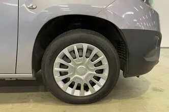 Toyota Proace City, 1.5, 75 kW, diesel, manual, front-wheel drive