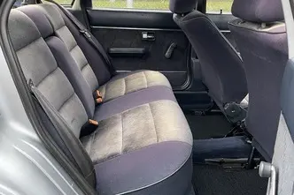 Audi 80, 1.8, 66 kW, bensiin, manuaal, esivedu