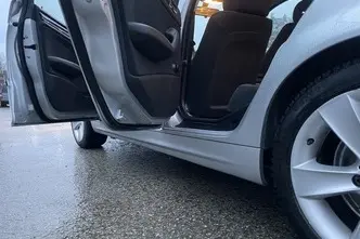 BMW 320, 2.0, 110 kW, дизель, механическая, задний привод