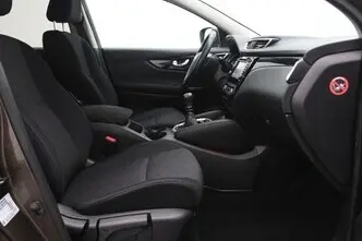 Nissan Qashqai, 1.6, 120 kW, petrol, manual, front-wheel drive