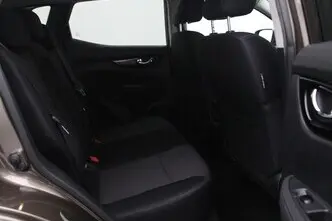 Nissan Qashqai, 1.6, 120 kW, petrol, manual, front-wheel drive